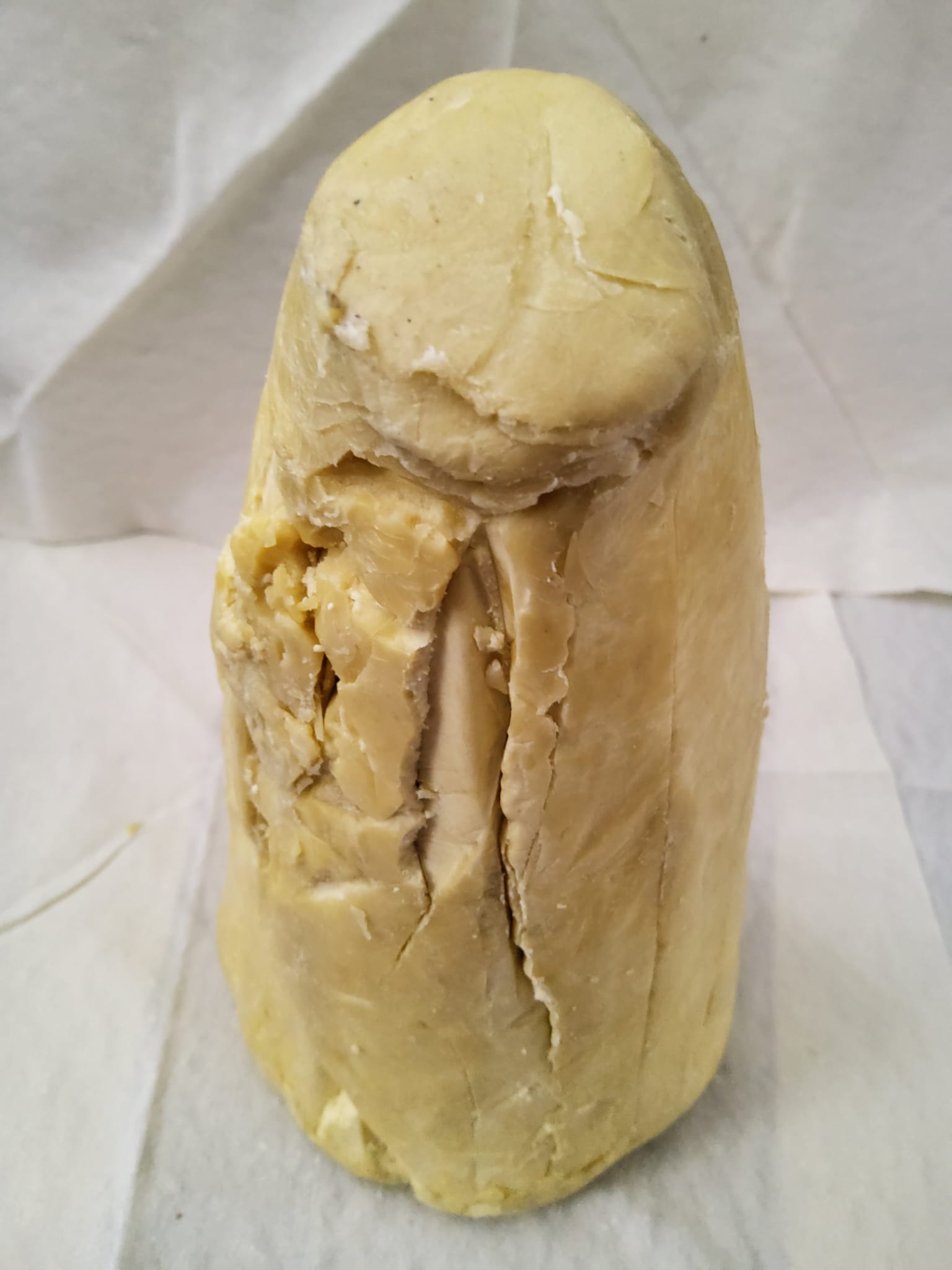 Raw shea butter — natural skincare